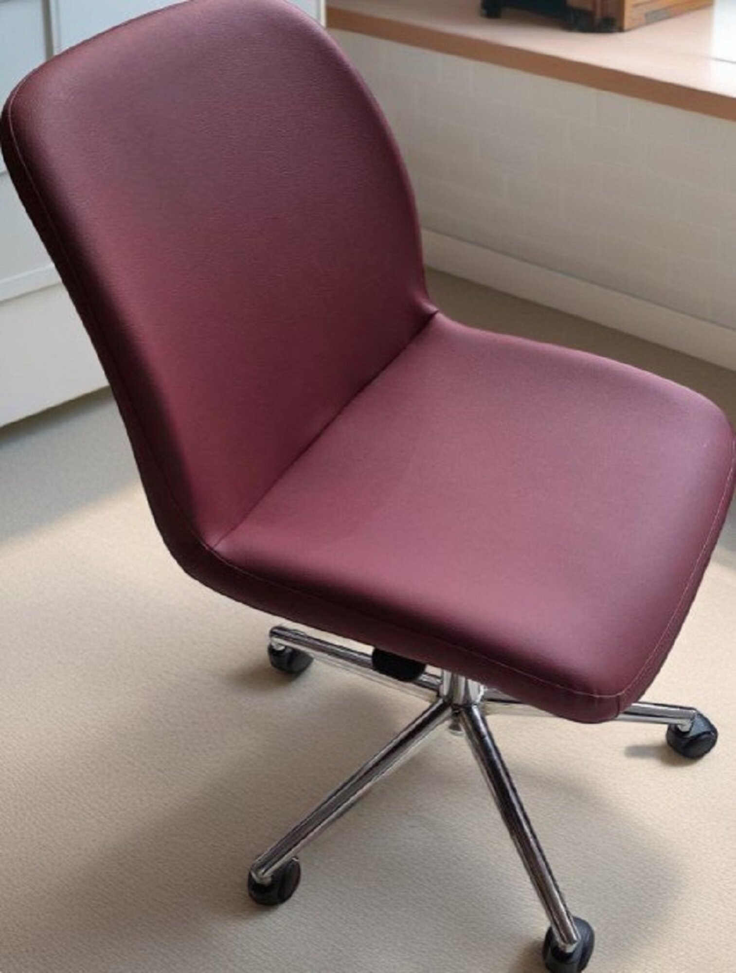 Exklusiver Chefsessel in Rot â Ergonomischer Luxus BÃ¼rostuhl aus Kunstleder Sofort