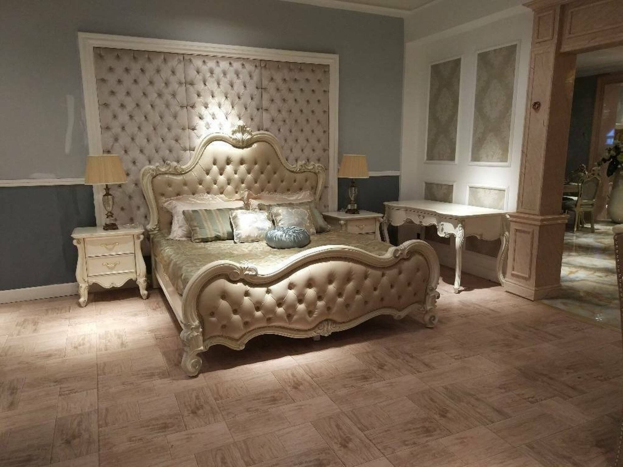 Luxus Chesterfield Betten KÃ¶nigliches Leder Bett Palast Hotel Doppelbett