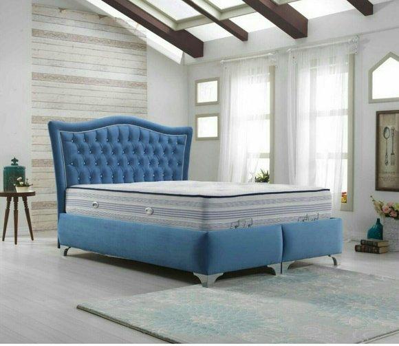 Blau Chesterfield Bett Polsterbett Doppelbett Betten Big XXL Designer Luxus Bett