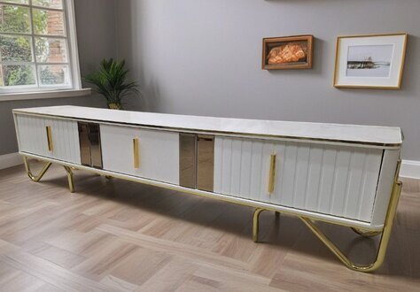 Sideboard aus Holz in WeiÃ â Stilvolles MÃ¶belstÃ¼ck mit viel Stauraum Sofort