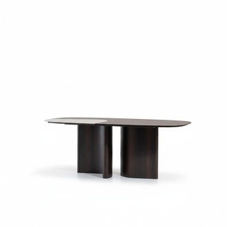 Eleganter Holztisch in Braun fÃ¼r Esszimmer im klassischen Stil