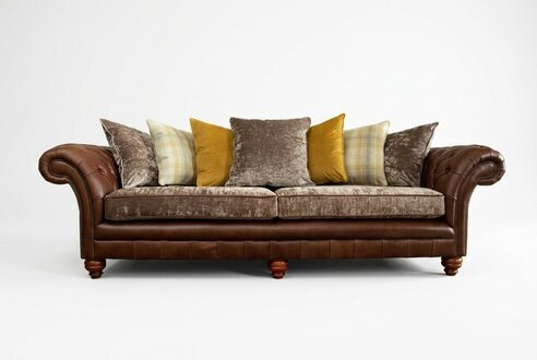 klassische Chesterfield Sofa 4 Sitzer Sofas Couchen Leder Braun Design