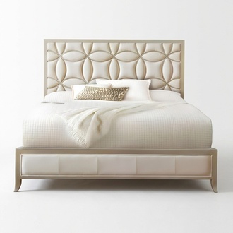 Klassisches Bett Doppelbett Desginer Holz Hotel Polster Betten Textil Ehe