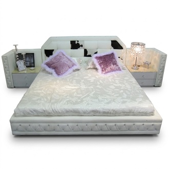 Luxus Bett Chesterfield Doppelbett Echleder mit Ponyfell Betten WeiÃ MÃ¶bel