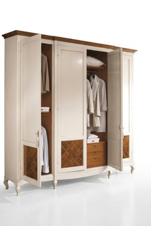 Kleiderschrank aus Massivholz SchlafzimmermÃ¶bel aus Massivholz Italien Kleiderschrank aus Holz